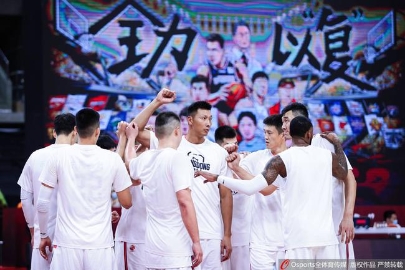 易建联休战威姆斯28分 广东8人上双狂胜深圳