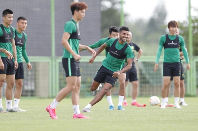 热身-阿兰主罚命中巴坎布定胜 国安2-0绿城