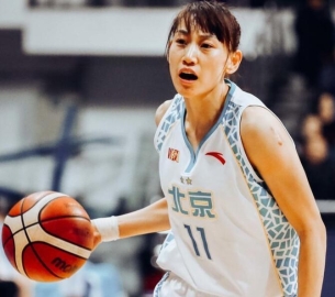 揭幕战首钢惨败 三巨头变单核最终独木难支