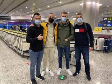 莱科团队和阿瑙抵达上海 隔离后将正式亮相