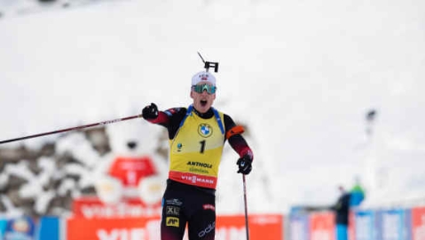 冬季两项世界杯 鲍伊男子15公里集体出发夺冠