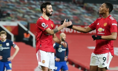 英超-B费1球2助马夏尔双响 曼联9-0狂胜圣徒