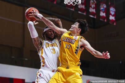 胡金秋14+8赵岩昊18分 广厦胜山西锁定季后赛