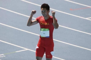 谢震业200米1年3度创佳绩 中国短跑新夺牌点？