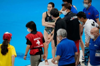 半决赛：陈艺文第一 昌雅妮受伤仍进决赛