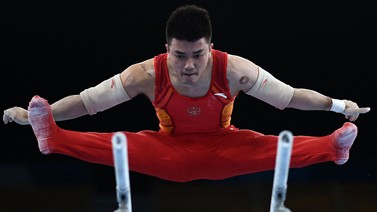 奥运体操资格赛-中国队发挥稳定暂居男团第一位