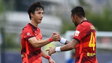 中超-尹鸿博进球 河北队1-0海港争四掌握主动权