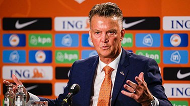 范加尔：我是荷兰主教练不二之选 要率队夺世界杯