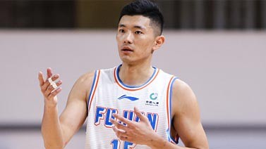 福建男篮顶薪续约陈林坚 与状元王翊雄签约两年