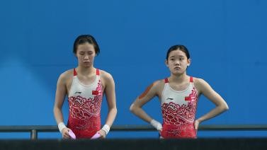 全运跳水女双十米台决赛 张家齐陈芋汐无悬念夺冠