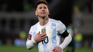 梅西戴帽+破贝利纪录 阿根廷3-0玻利维亚