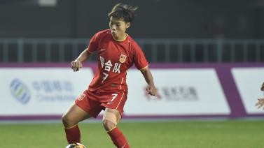 全运会-女足联合队4-0北京进决赛 王霜大秀球技