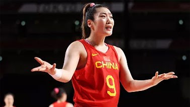 中国女篮启程赴约旦征战亚洲杯 李梦因故未随队