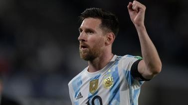 世预赛-梅西破门苏亚雷斯中柱 阿根廷3-0乌拉圭