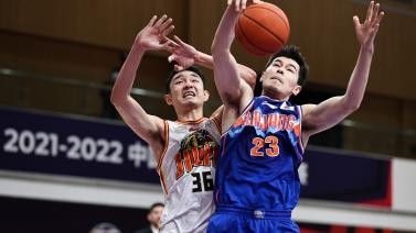 阿不都35+15难救主新疆4连败 第一阶段3胜10负