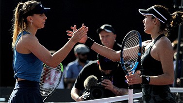 WTA总决赛-穆古鲁扎完胜巴多萨 率先晋级女单决赛