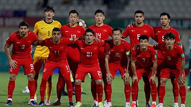武磊更新社交媒体为国足打气助威：来年再战！