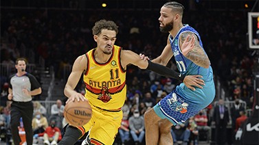 NBA-大将缺阵布里吉斯32分 黄蜂对攻大战险胜老鹰