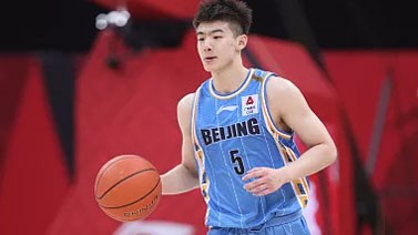 北京首钢16名球员将赴赛区 三名小将留京训练