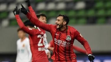 中超-多拉多头槌建功 河南嵩山龙门1-0武汉队