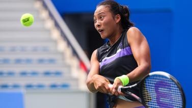WTA-郑钦文三盘淘汰3号种子 昂首晋级正赛