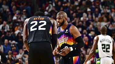 太阳7人上双狂胜雄鹿 保罗17+7+19字母哥14中5