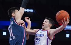 CBA综合：广东率先晋级 龙狮扳回一城