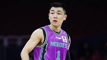中国男篮集训队再添三人 集训队已有9名后卫