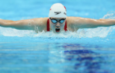 游泳世锦赛：中国队晋级男女混合4X100米自由泳接力决赛