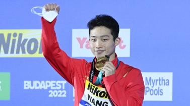 游泳世锦赛：王宗源1米板高分夺冠 郑九源名列第八