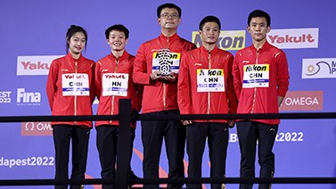 世锦赛中国跳水队再次全包揽 18金28枚奖牌排第二