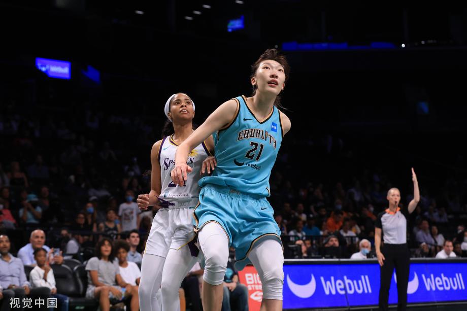 [图]WNBA-韩旭13分7板8助 自由人102-73火花