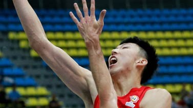 中国男篮客场击败哈萨克斯坦 提升世预赛小组排名