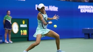 轰4比0横扫美国强档 张帅组合晋级美网混双八强