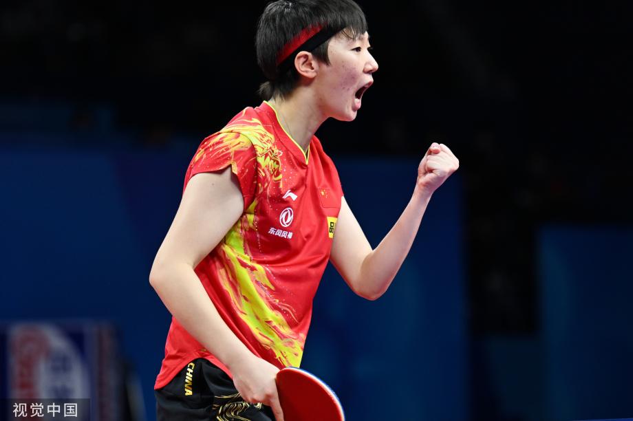 [图]世乒赛王曼昱力克伊藤 中国女乒3比0日本夺冠
