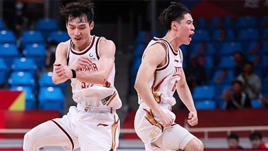 CBA常规赛第一阶段积分榜：浙江全胜领跑 广东第11