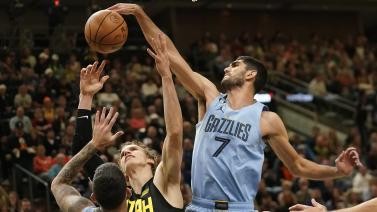 NBA-莫兰特空砍37分灰熊失利 马卡31+12爵士再胜