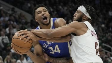 NBA-字母哥16+12+8雄鹿大胜 骑士3人20+难挡5连败