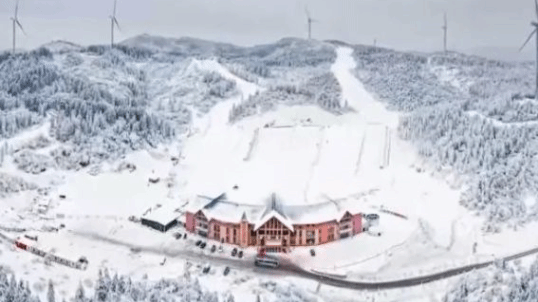 “冬奥效应”继续带动长白山区冰雪经济升温
