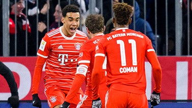 德甲-科曼传射穆夏拉破门 拜仁3-0柏林联合重回榜首