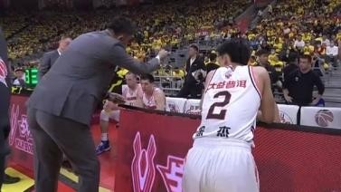 易建联13+14徐杰18分 广东6人上双力克山西