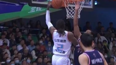 季后赛12进8-广州1-0夺赛点 崔永熙20分高诗岩13中1