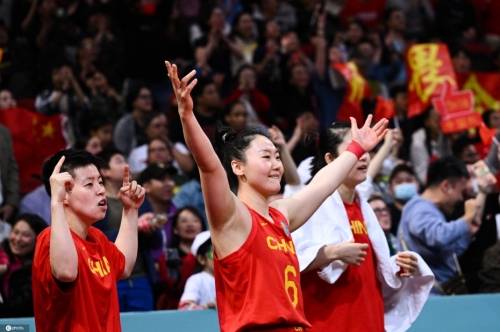 三人篮球世界杯：中国男队无缘正赛 女队再争奖牌