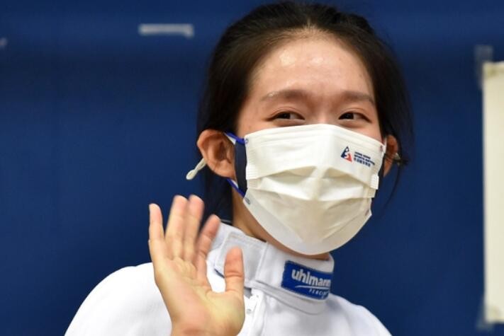 中国香港女子重剑选手江旻憓登顶世界第一