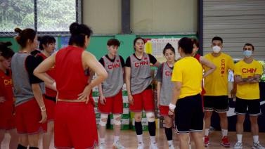 中国女篮1分险胜意大利 欧洲拉练首战开门红