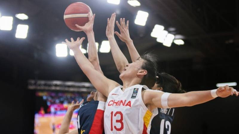女篮亚洲杯综合：中国队与日本队直接晋级四强