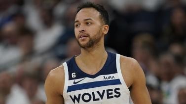 首位归化球员李凯尔将代表中国男篮出征世界杯