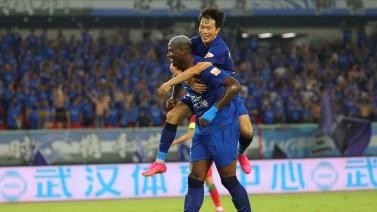 中超-马尔康回归双响 武汉三镇4-2险胜河南