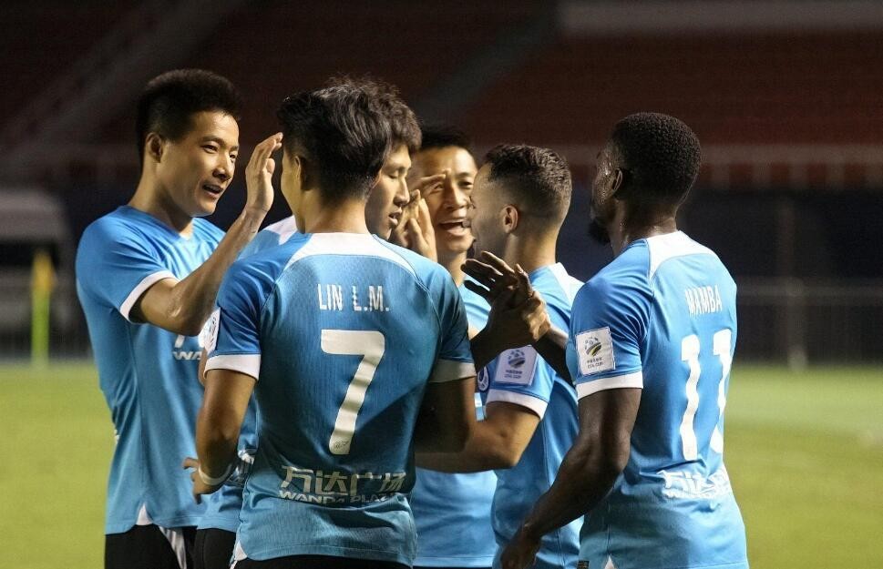 足协杯：大连人2:0胜天津津门虎晋级四强
