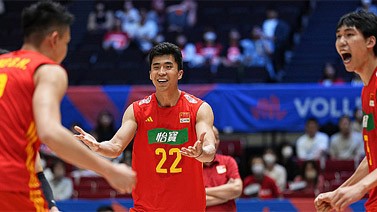 亚运会男排比赛提前进行 中国队全力冲击领奖台